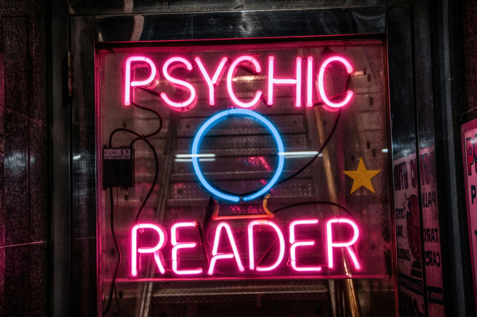 Free Online Psychic Live Chat & Readings cover image
